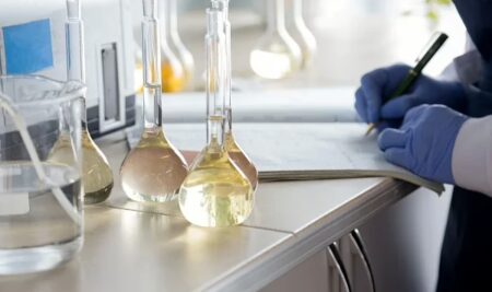 Enfortumab vedotina + pembrolizumab reduce el riesgo de muerte un 47% en cáncer de vejiga MIBC